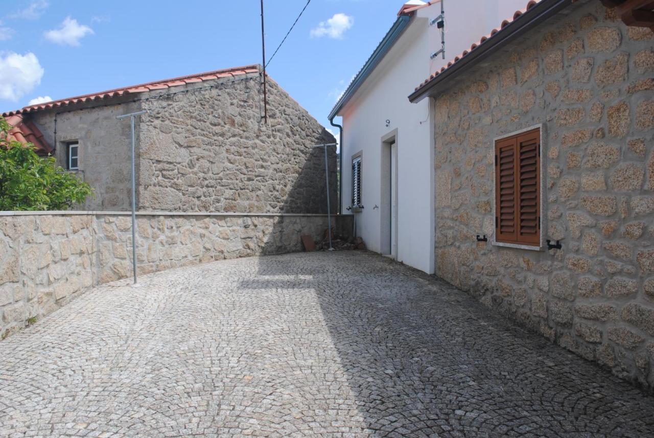 Moradia Familia Escoto Villa Monsanto Exterior foto