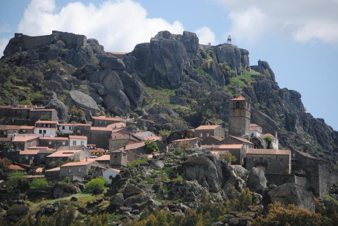 Moradia Familia Escoto Villa Monsanto Exterior foto