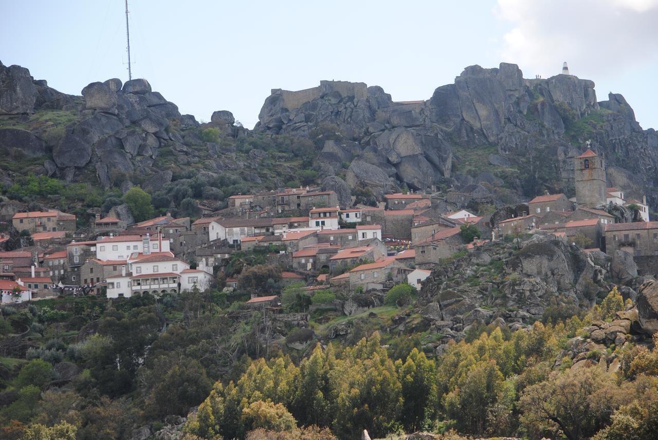 Moradia Familia Escoto Villa Monsanto Exterior foto